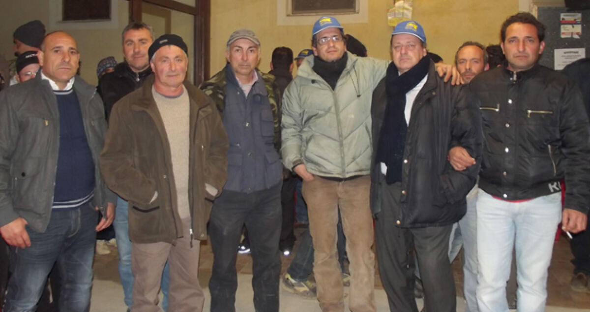 Crisi del comparto agricolo, gli operatori incrociano le braccia - 