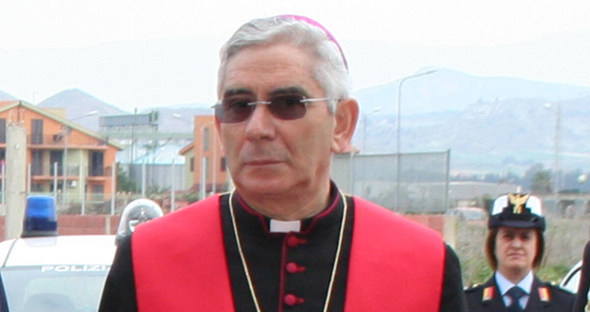 Giovani attratti dalla mafia, il vescovo si rivolge alla politica - 