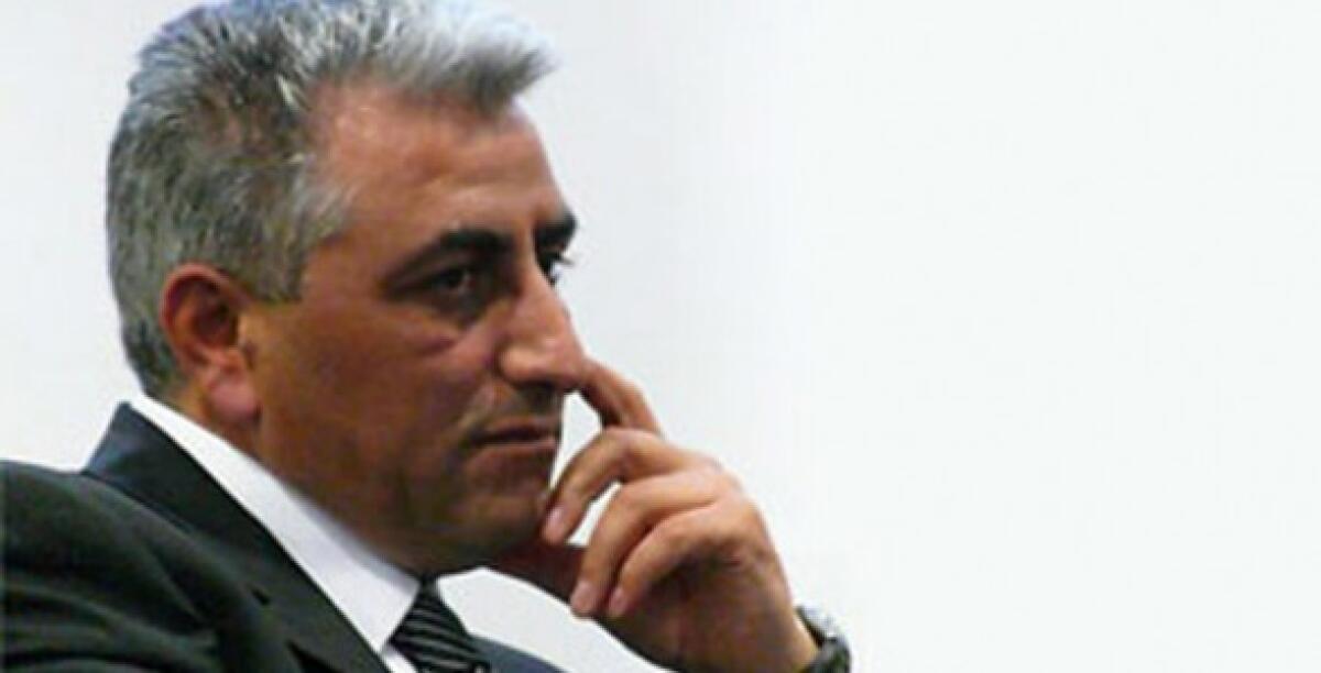 Lo Nigro si trasforma in reporter per denunciare il degrado delle strade gelesi - 