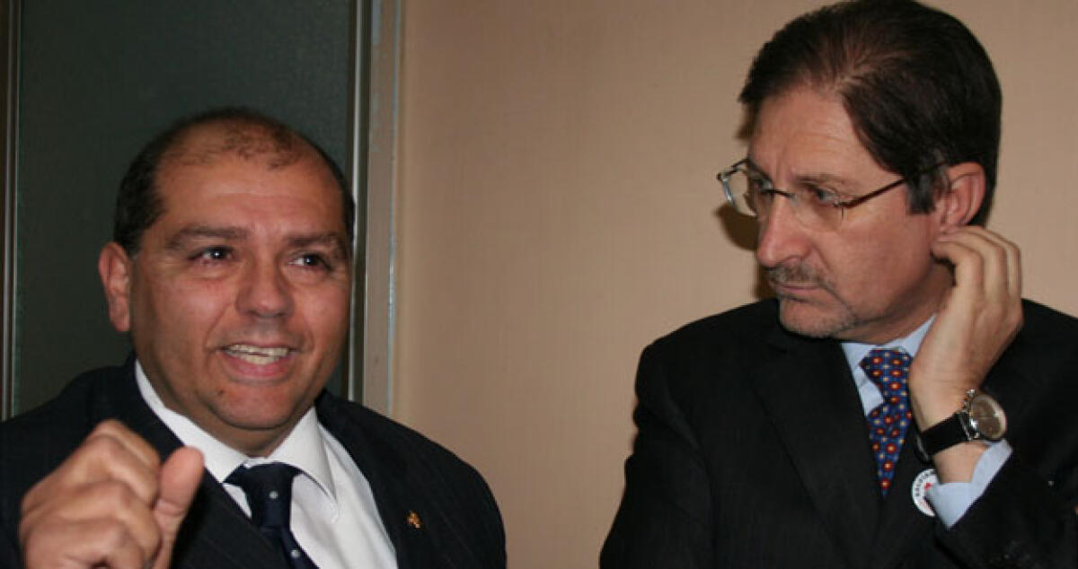 Asp e movimento oncologico ai ferri corti: Cirignotta divulga notizie false -