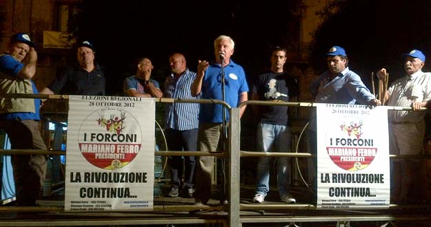 forconi%20in%20piazza%20umberto%2012%20settembre.jpg