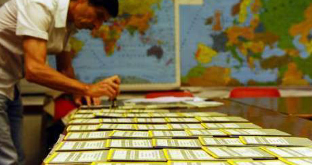 Fame di lavoro, 3500 domande per 350 posti di scrutatori per le regionali -