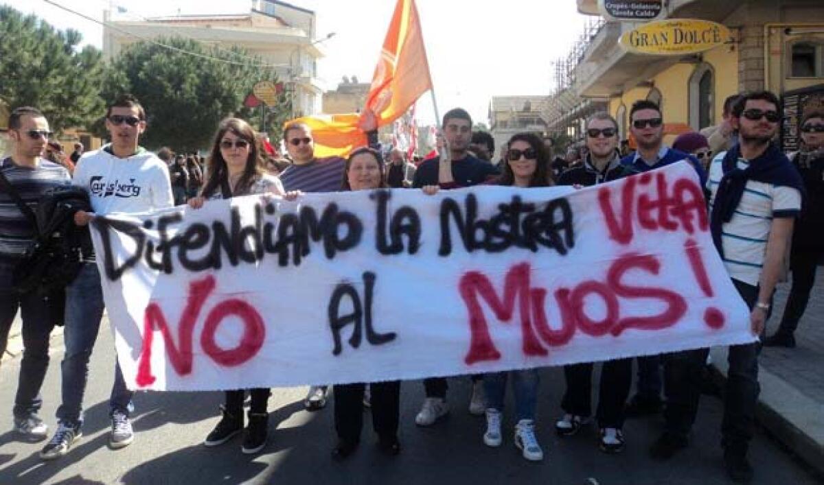 Sigilli all'area che ospita il Muos nel giorno della grande protesta di Niscemi -