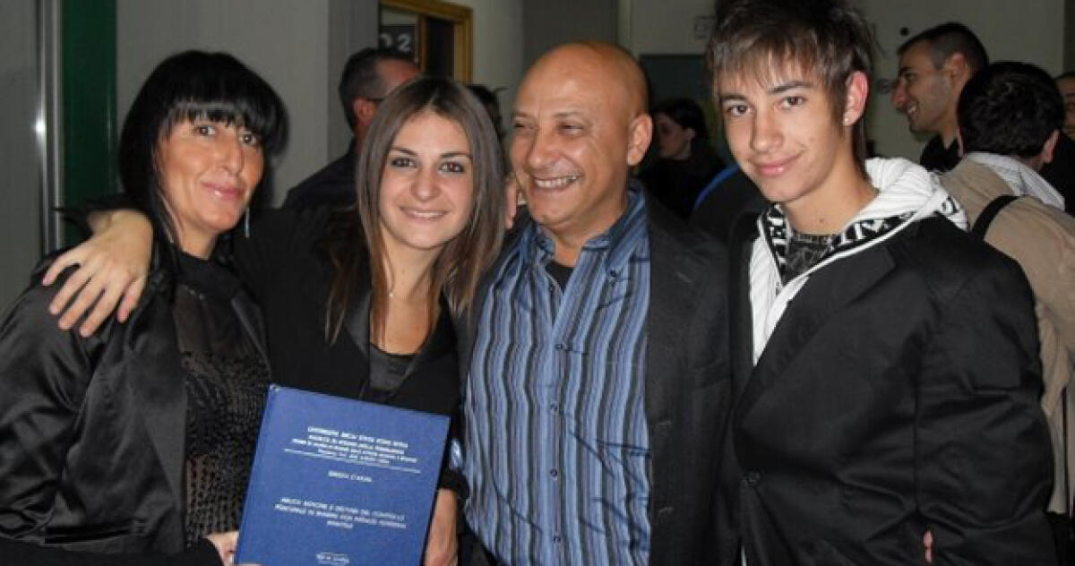 Una famiglia segnata dal dolore, giallo sulla morte del poliziotto -