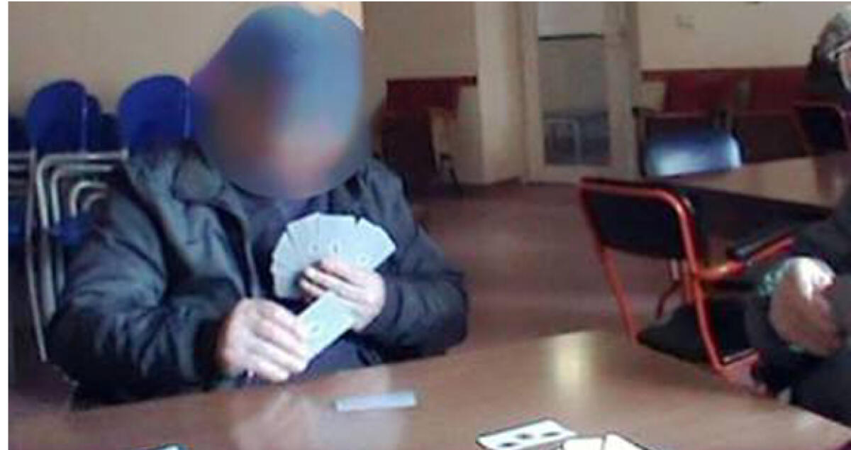Sulla Palermo-Catania a 120 km orari, arrestato un falso cieco -