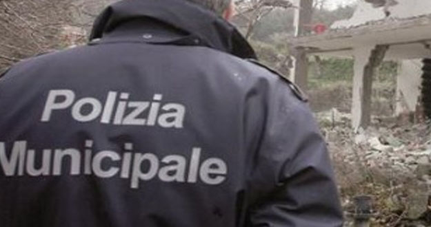 polizia%20municipale%20abusivismo.jpg