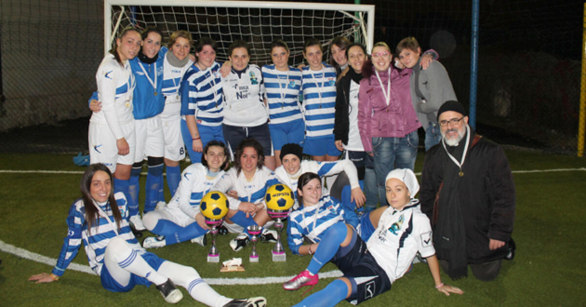 La "Mater Dei" vince il primo torneo dell'immacolata di calcio femminile -