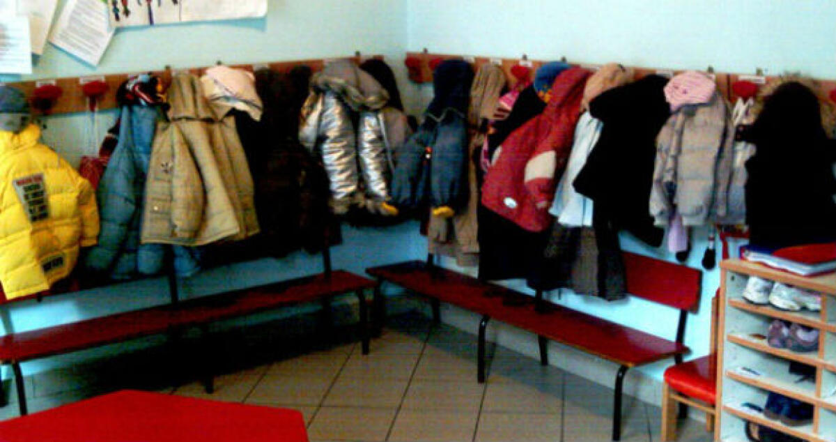 Raid vandalico in una scuola materna a Cantina sociale, incendiata un'aula -
