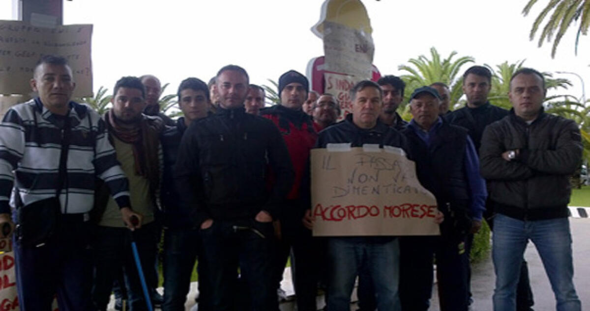 Senza lavoro e senza notizie: ex operai Procontrol e Comeco ancora in attesa -