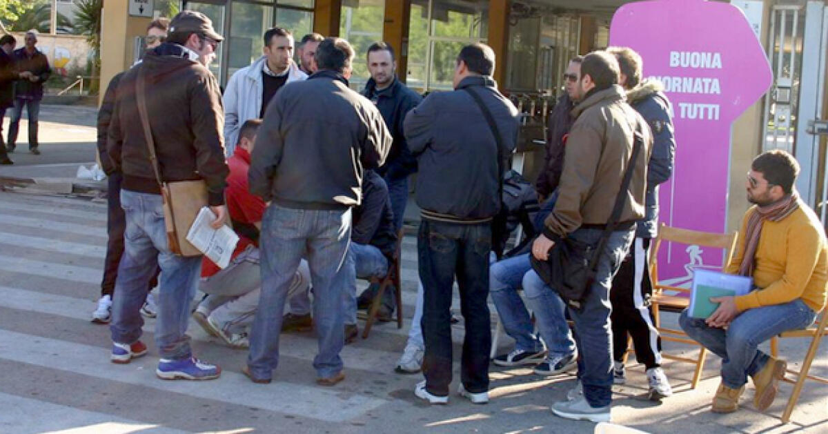Amianto in fabbrica, esito visite: lavoratori si rivolgeranno a magistrati -