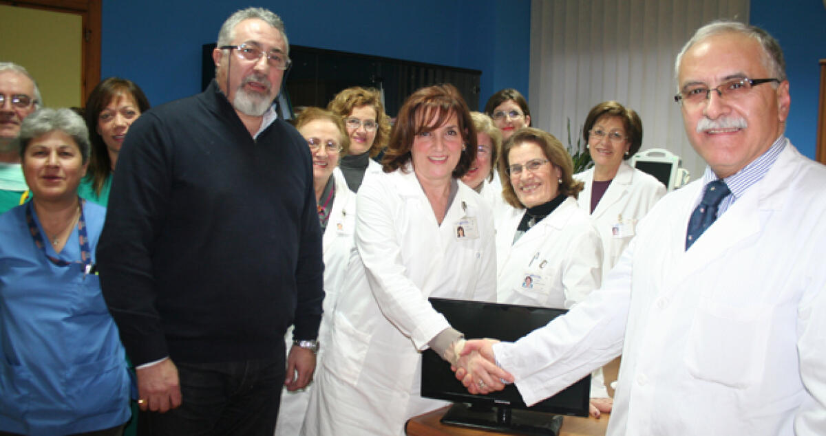 L'associazione Avulss ha donato un televisore alla Nefrologia - 