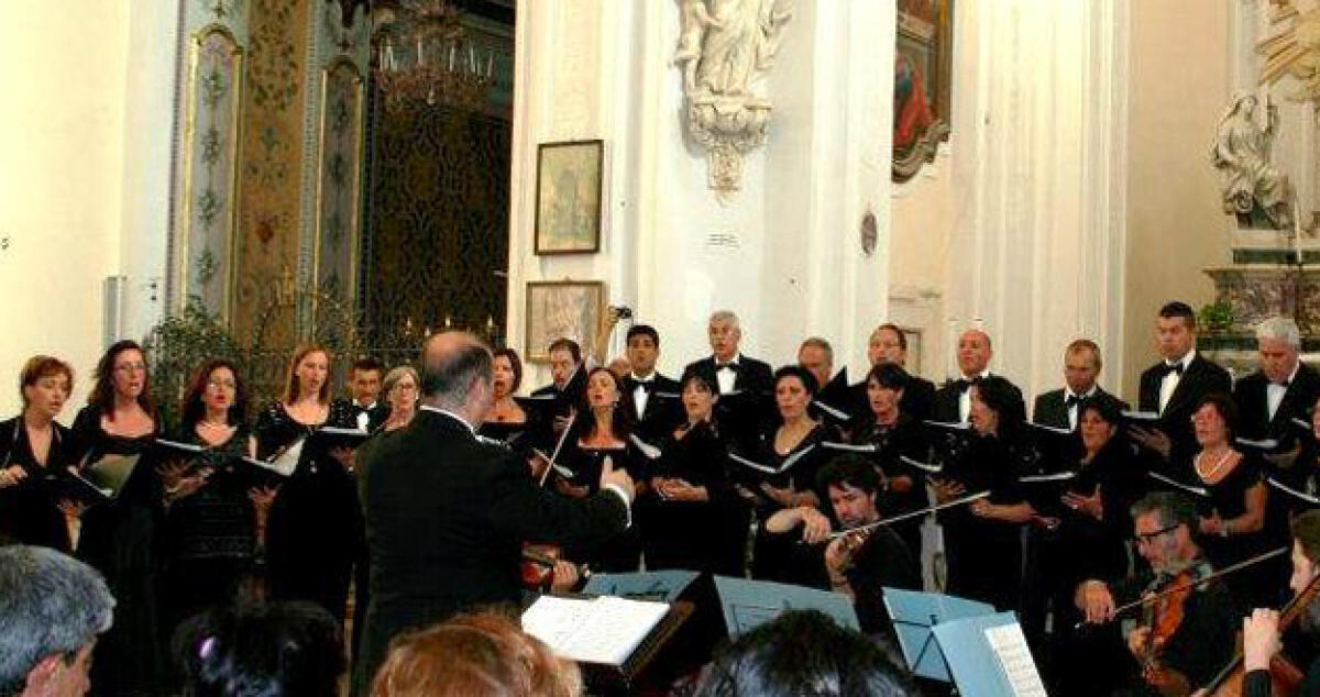 Gran concerto a Macchitella col violinista del teatro massimo "Bellini" -