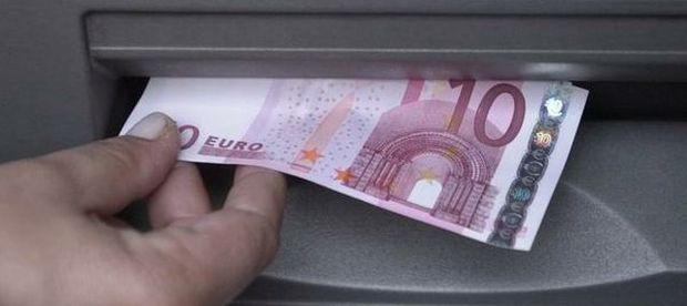 carabinieri%20caltanissetta%20-%20bancomat.jpg