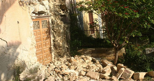 crollo_portale_gela_n.jpg
