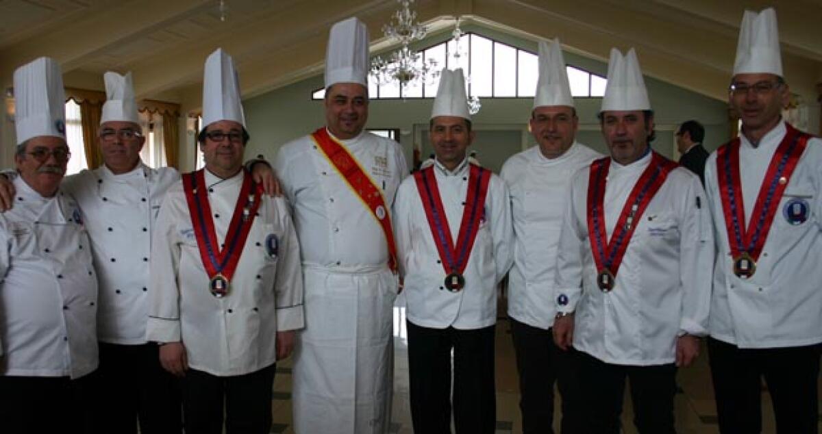 Dilaga la moda del master chef, cento cuochi in gara al trofeo Terre del sud -