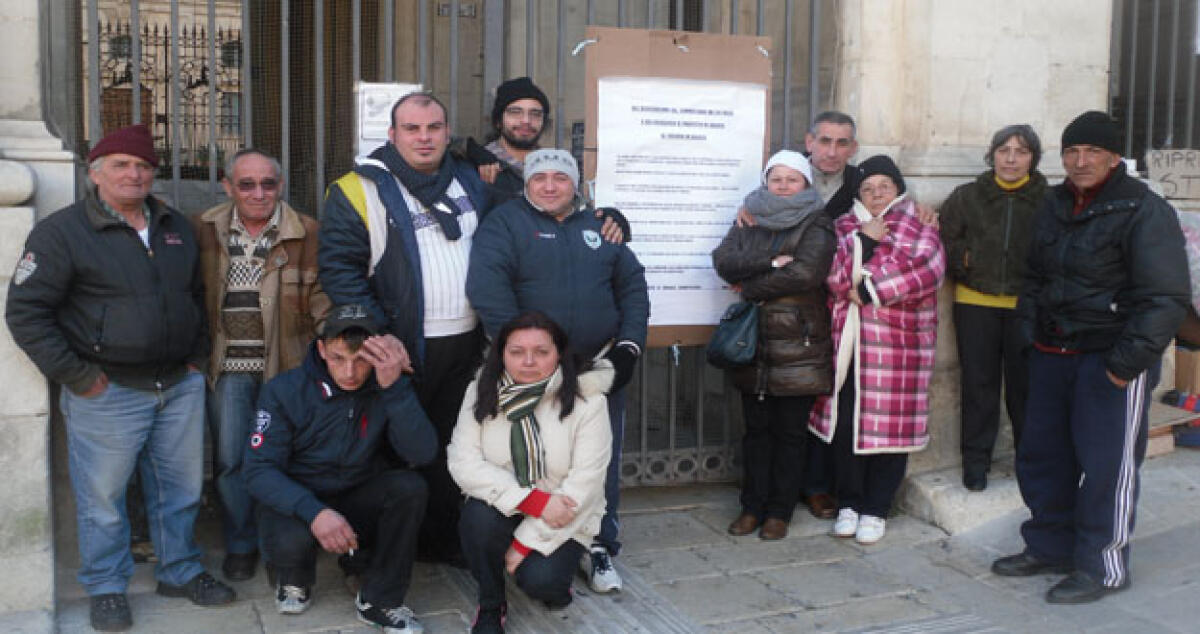 Contributi indigenti, nell'elenco alcuni nomi noti, Ferracane: "già esclusi" - 