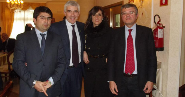 gagliano%20incontra%20casini.jpg