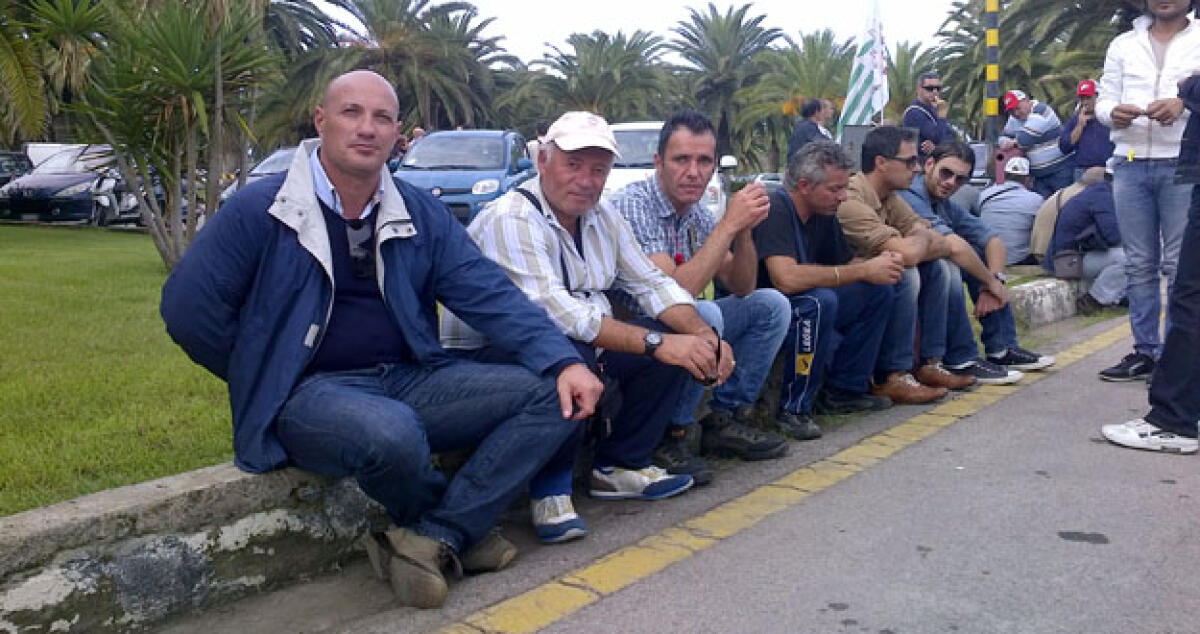 Crisi Corima, bloccato accesso fabbrica a settanta operai: manca documentazione - 