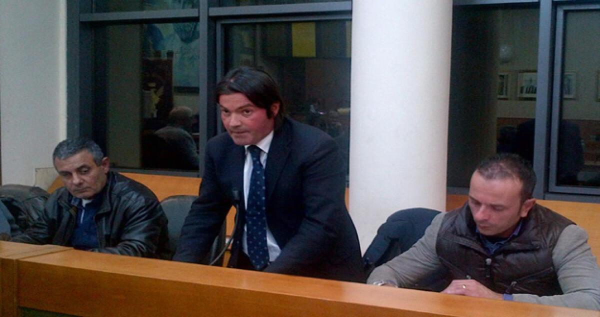 Scoppia la pace "armata" nel Pd ma niente azzeramento in giunta Fasulo - 