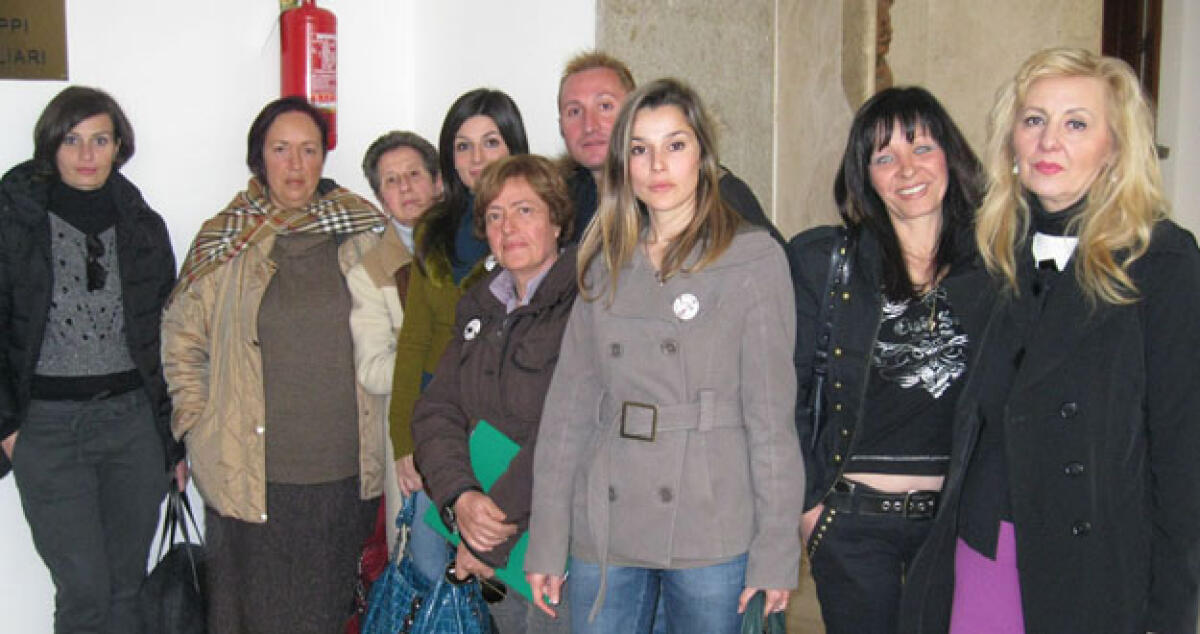 Animalisti pronti allo scontro, chiedono anagrafe canina e centro di sterilizzazione -