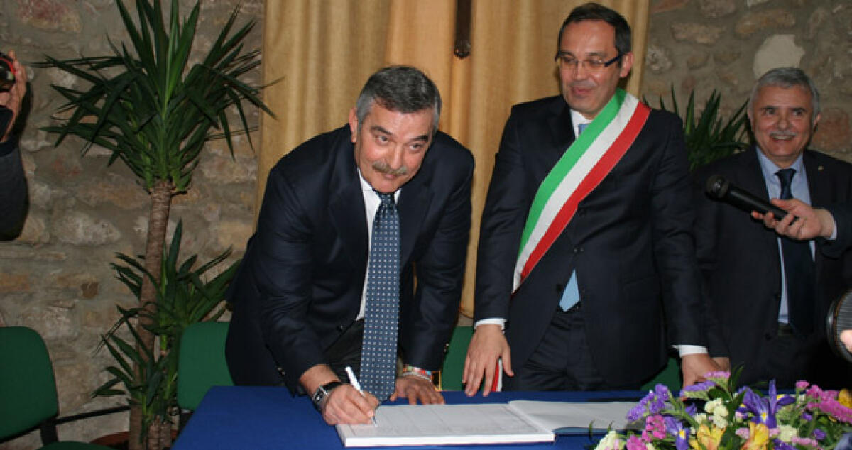 Marino nuovo cittadino onorario: Gela capitale dell'antimafia -