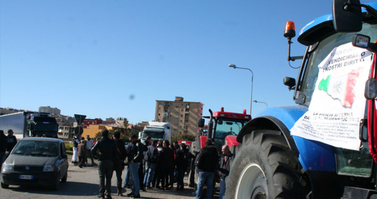 I Forconi tornano alla carica, da lunedì blocco dei trasporti -