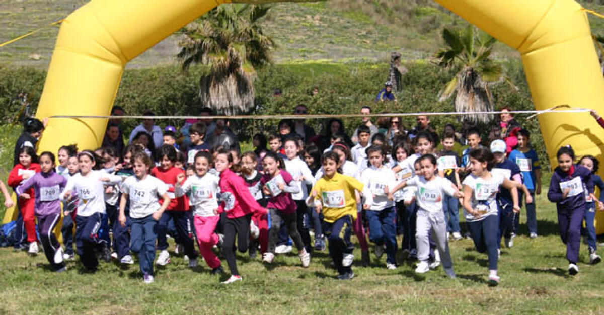 Cross di Primavera, mille alunni invadono il Parco di Montelungo -