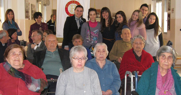 rotaract_casaaldisio.jpg