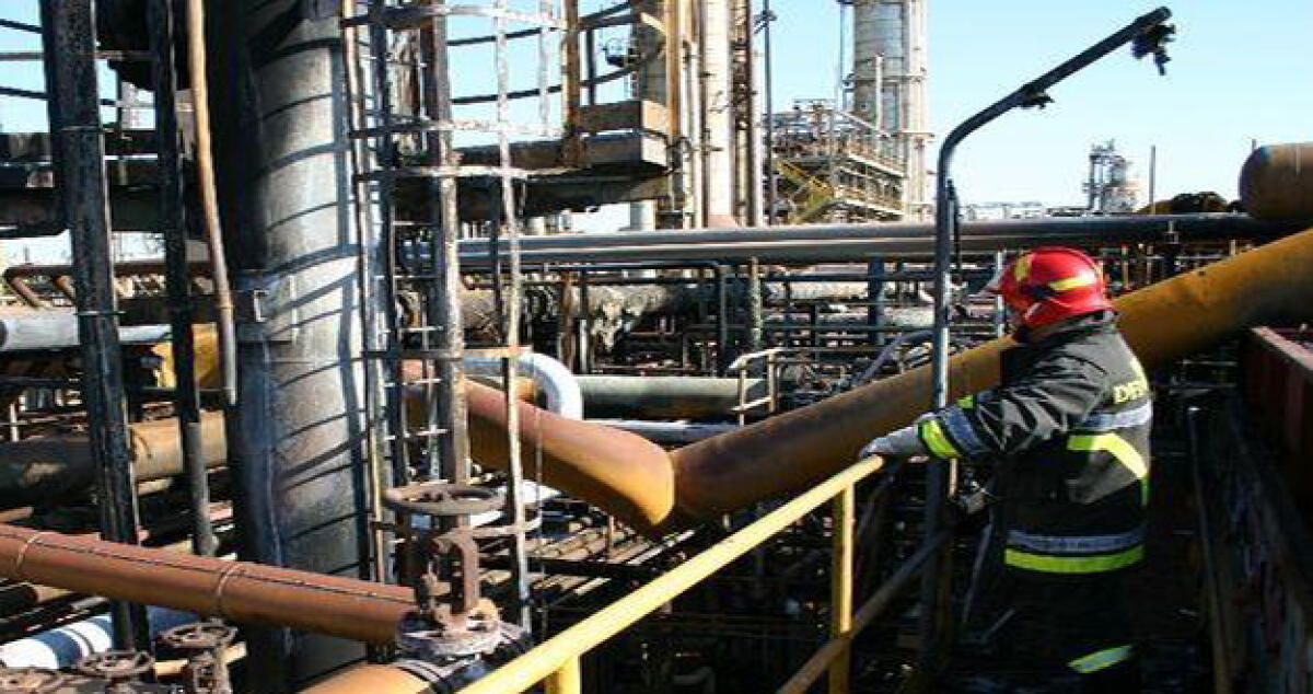 Idrocarburi nel sistema anticendio Eni: Comune e Provincia ammessi al processo -