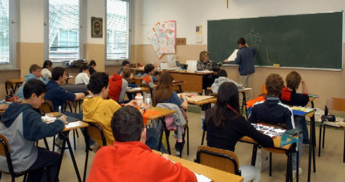 Le eccellenze del liceo classico premiate per i successi in greco e latino -