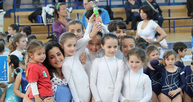 ginnastica_artisticaviolette.jpg