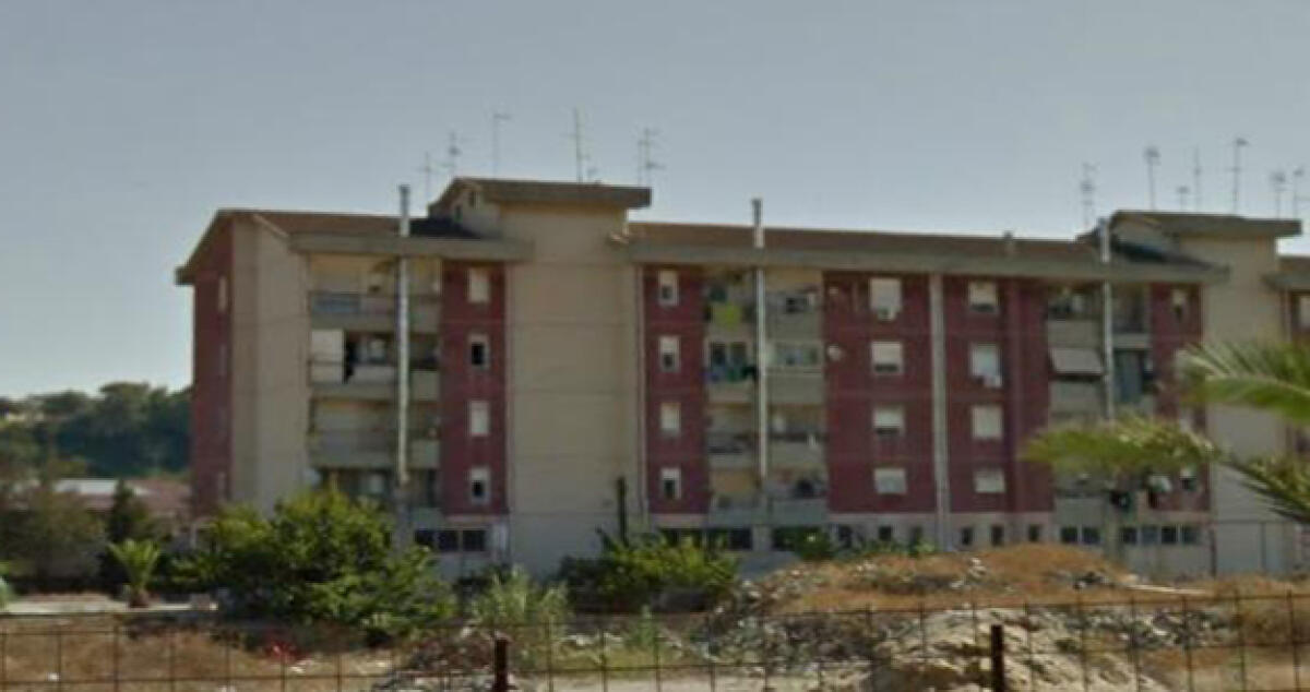 Vivono di pensione sociale: Coppia coniugi occupa abitazione Iacp - 