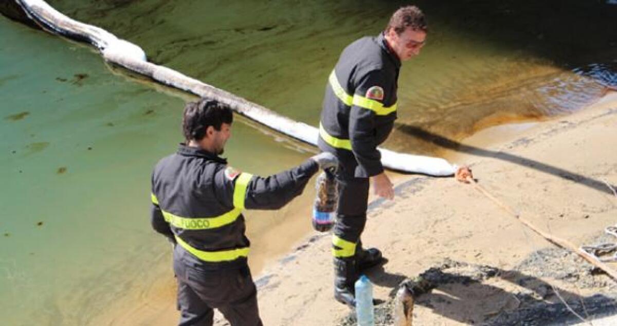 Disastro ambientale colposo, due avvisi di garanzia alla Raffineria Gela - 