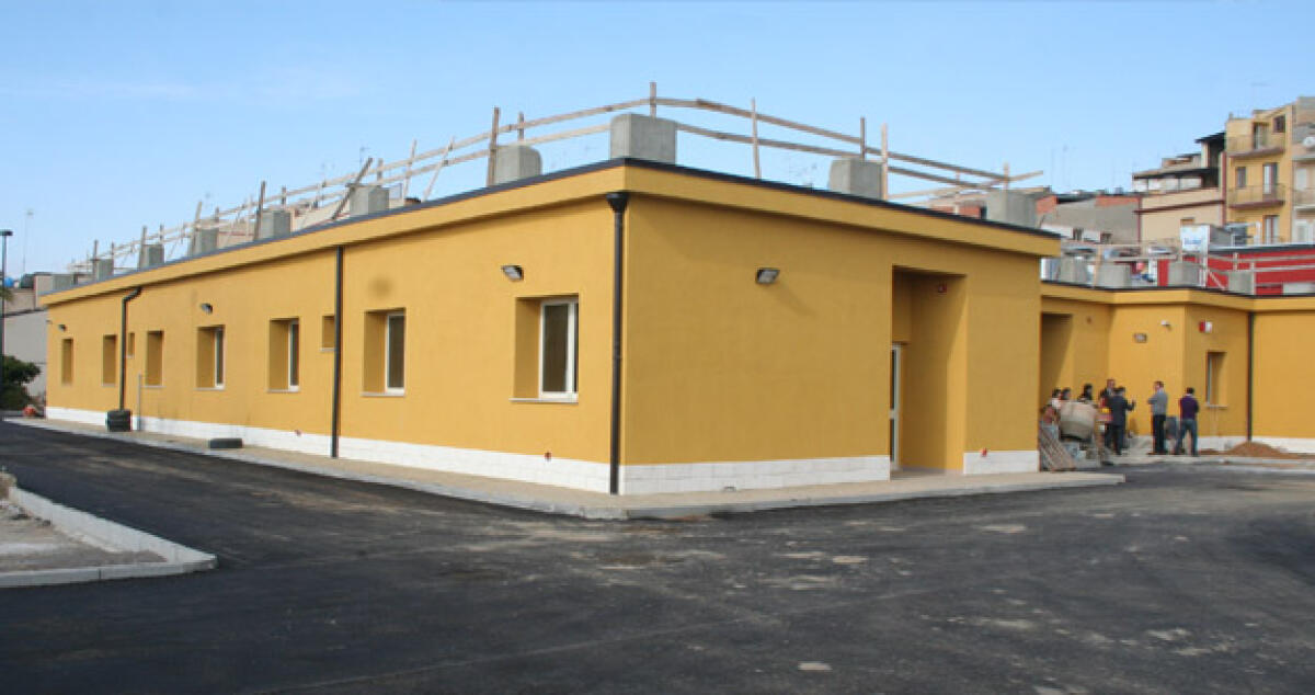 Slitta l'inaugurazione della radioterapia, il primo paziente dirottato a San Cataldo - 