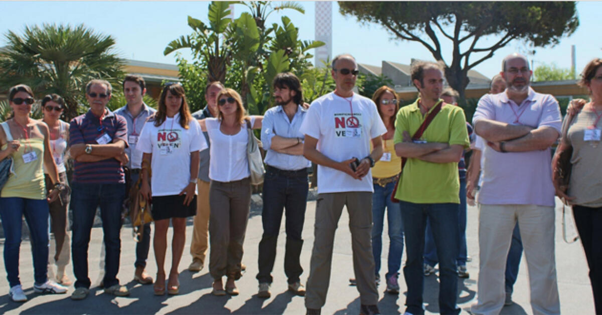 Parlamentari M5s visitano i siti inquinati: "Dove finiscono i soldi delle bonifiche?" - 