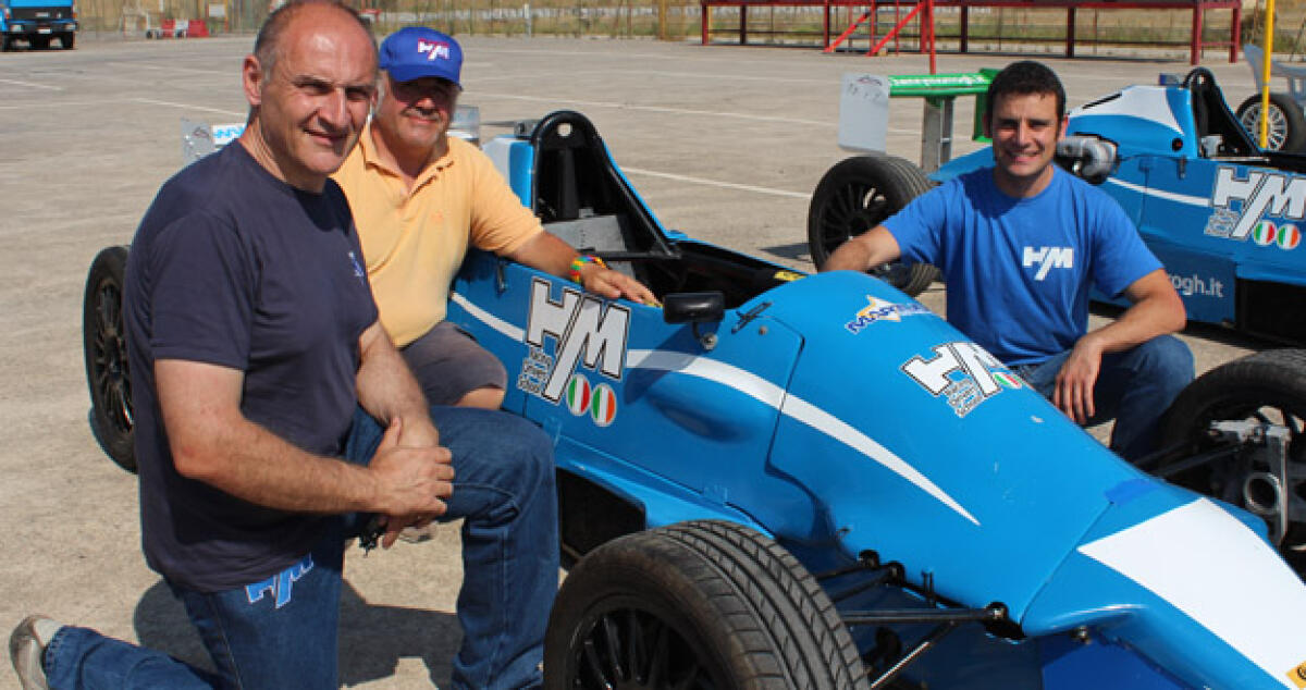 Pilotare una monoposto, la scuola Henry Morrogh al kartodromo di Zai - 