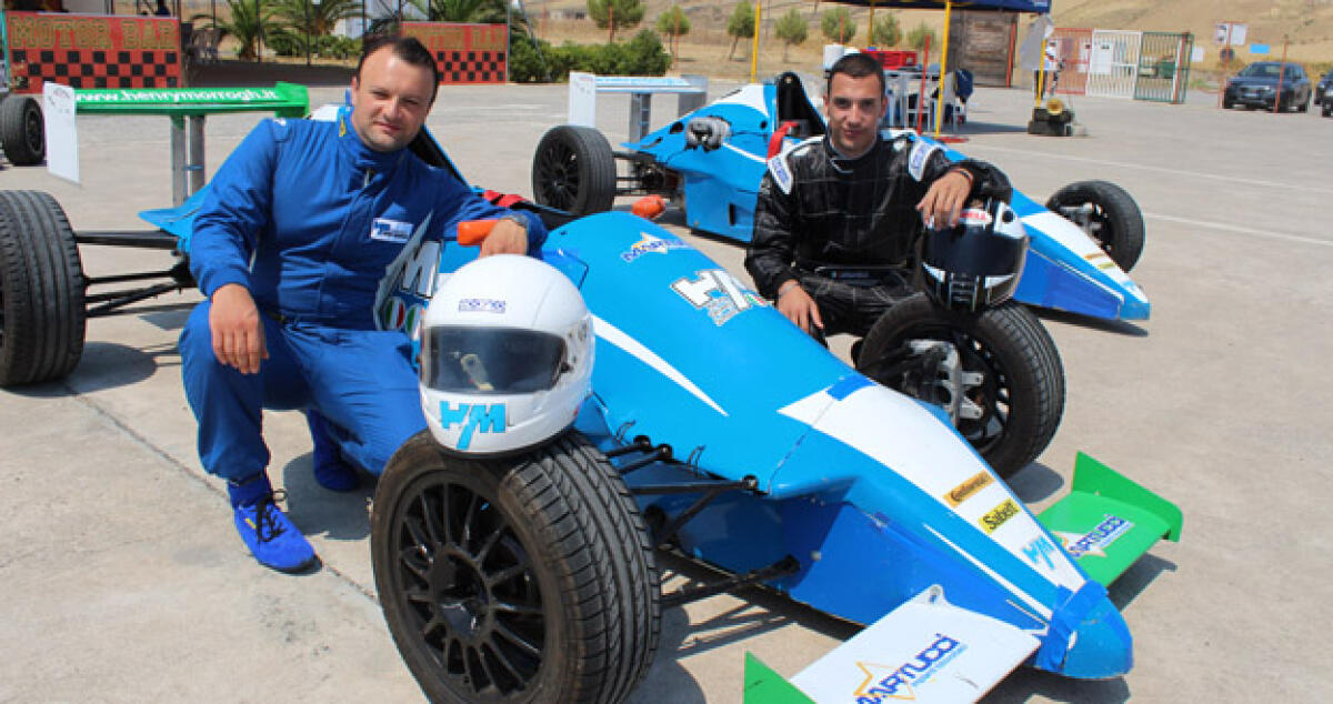 Scuola di pilotaggio al kartodromo con le monoposto di Henry Morrogh - 