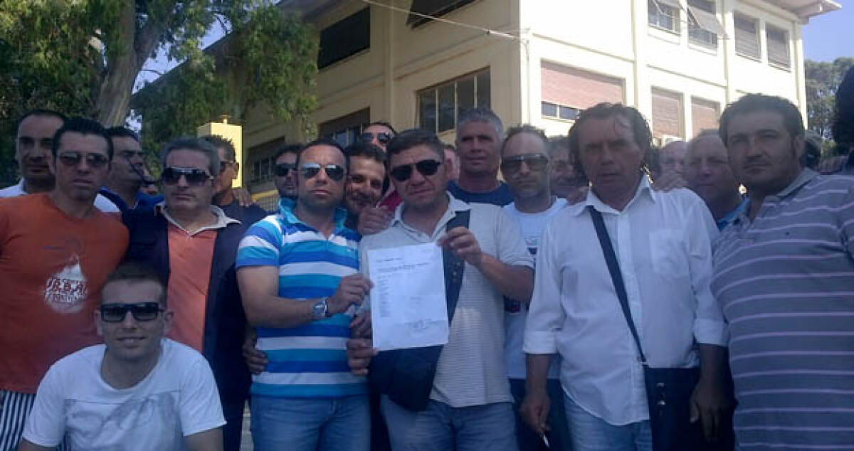 Buste paga zero, operai Smim in sciopero: "Tutto questo è assurdo!" - 