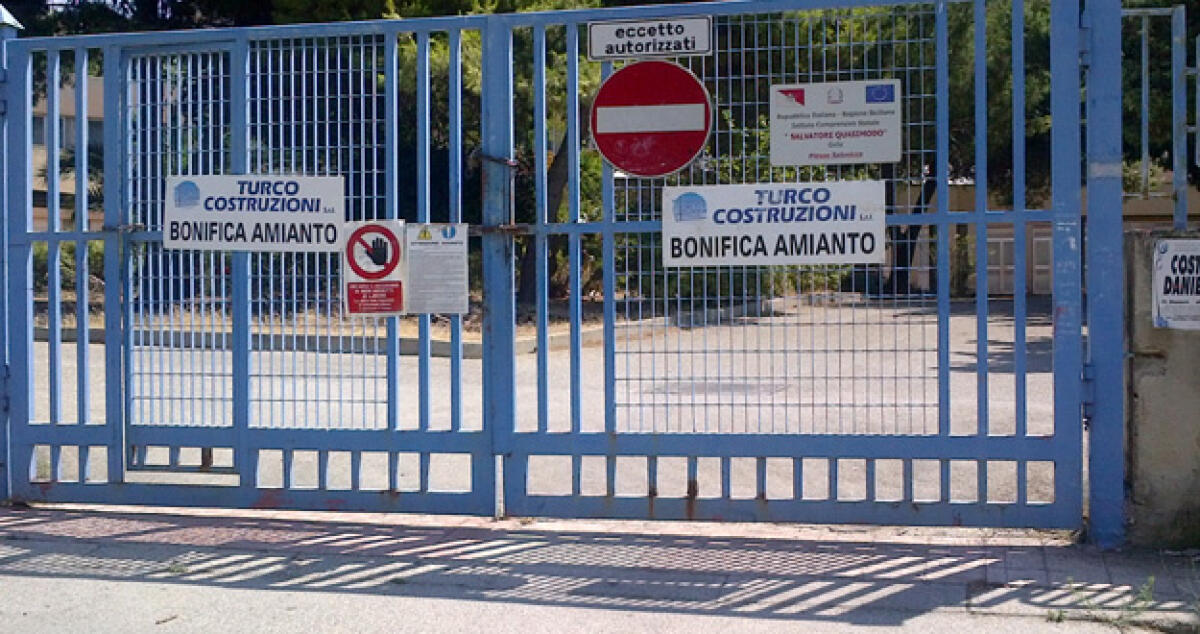 Amianto a scuola, avviati lavori di bonifica alla "Quasimodo" - 