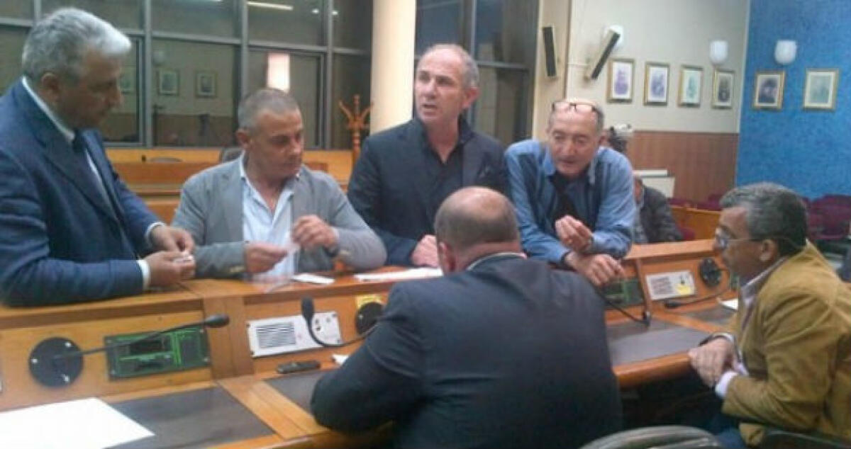 Consiglio comunale...e tettoie furono! Rimangono lacerazioni Pd - 