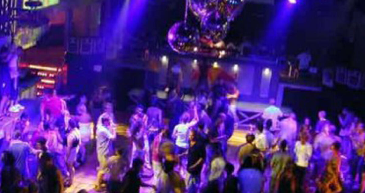 Spettacoli abusivi all’aperto in città: Elevate multe per 20 mila euro - 