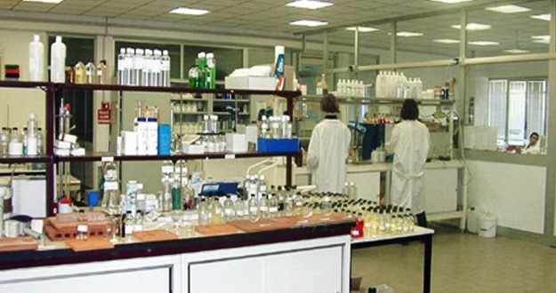 laboratorio-acqua.jpg