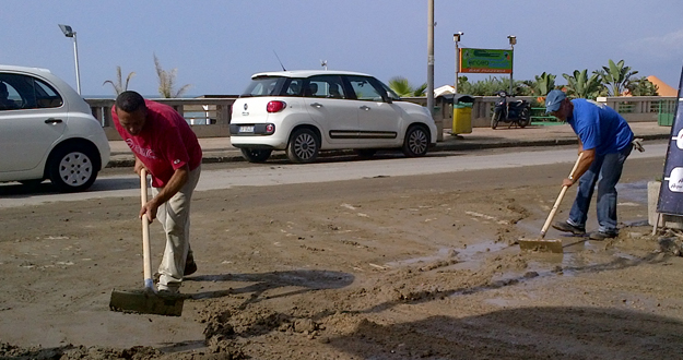 lavori%20lungomare.jpg