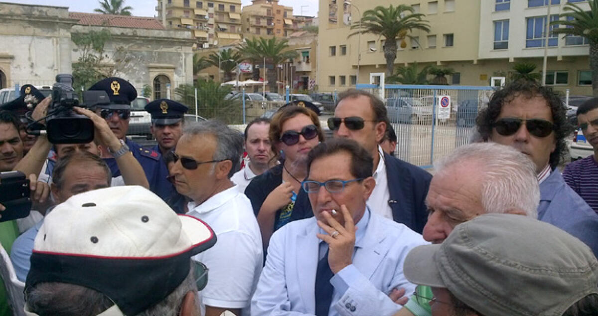 Incidente alla scorta di Crocetta, i due agenti operati e trasferiti a Catania -