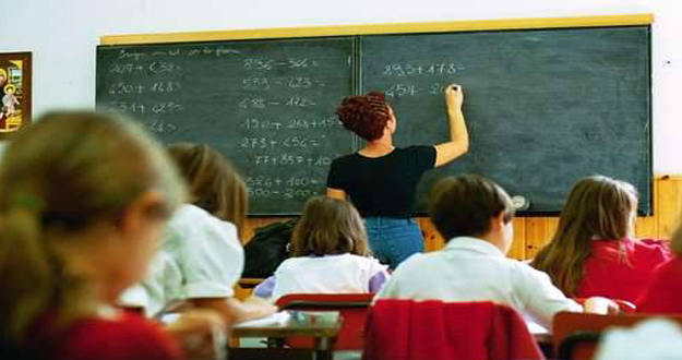 scuola%20alunni%20classe.jpg