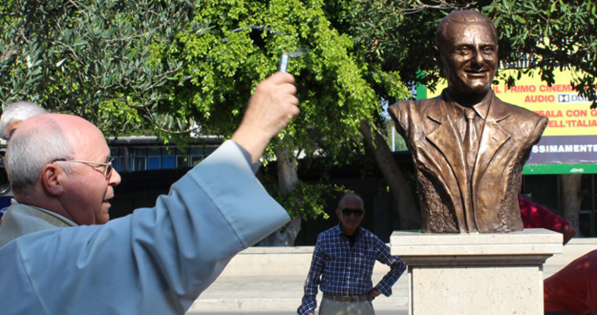 Busto di Mattei a Macchitella, omaggio per il 50esimo dalla sua scomparsa - 