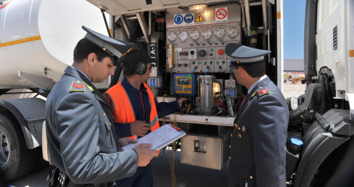 Carburante agevolato nei camion, dissequestrati mezzi ad imprenditore - 