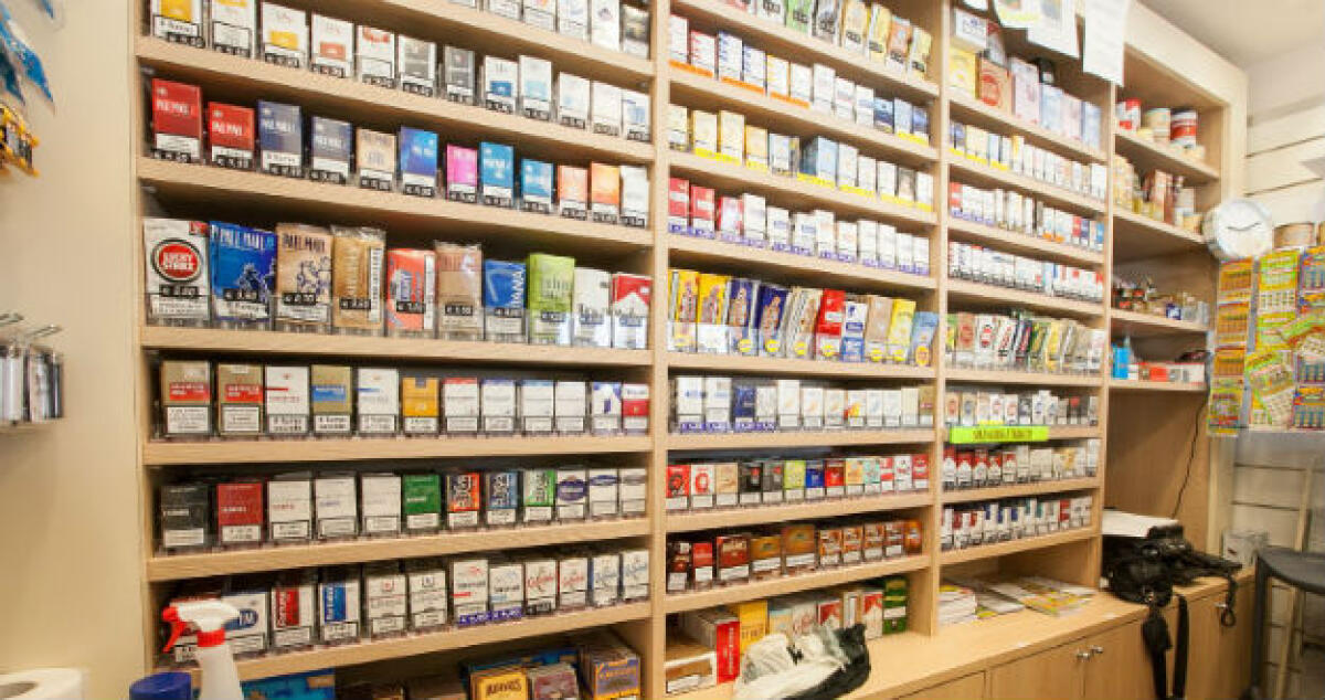 Ai gelesi piacciono le bionde low cost, sigarette dalla Spagna a basso prezzo - 