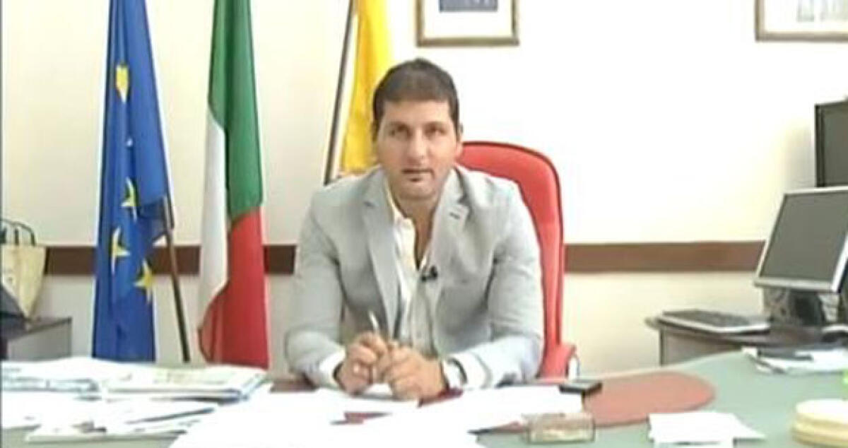 Crisi Pd in aula, l'assessore Ventura: "Penso ad altro non sono segretario" - 