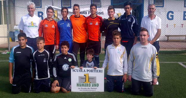 scuola%20portieri%20cascino%20.jpg